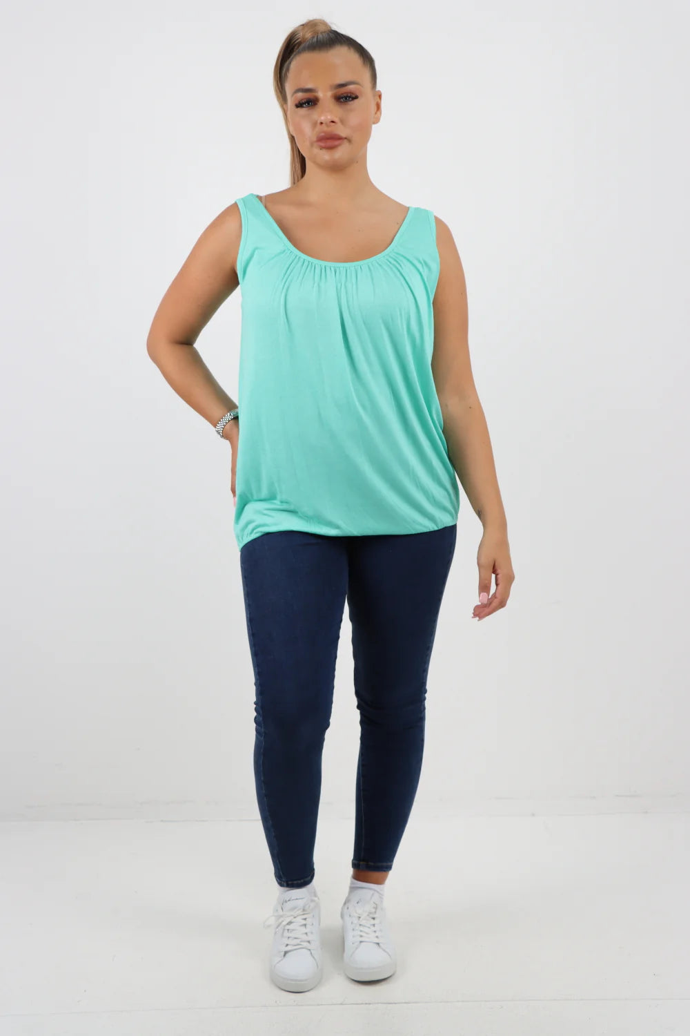ITALIAN PLAIN BASIC ELASTICATED HEM VEST TOP